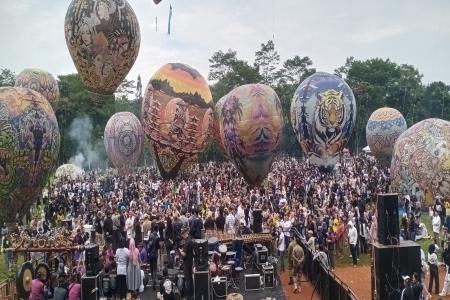 Java Balloon Attraction 2025 Tradisi M