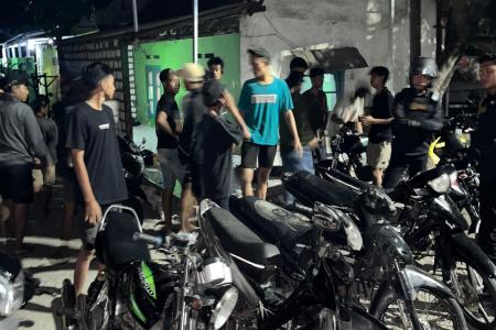 RESPONS CEPAT POLRES GRESIK, ENAM 