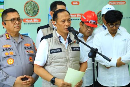 Rekonstruksi Produksi Beras PT Padi Indonesia Maju Satgas Pangan Polri