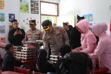 POLRESTA BANYUWANGI LAUNCHING SPPG