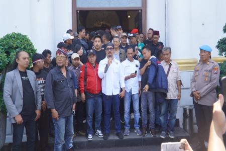 Gabungan Belasan Ormas Datangi
