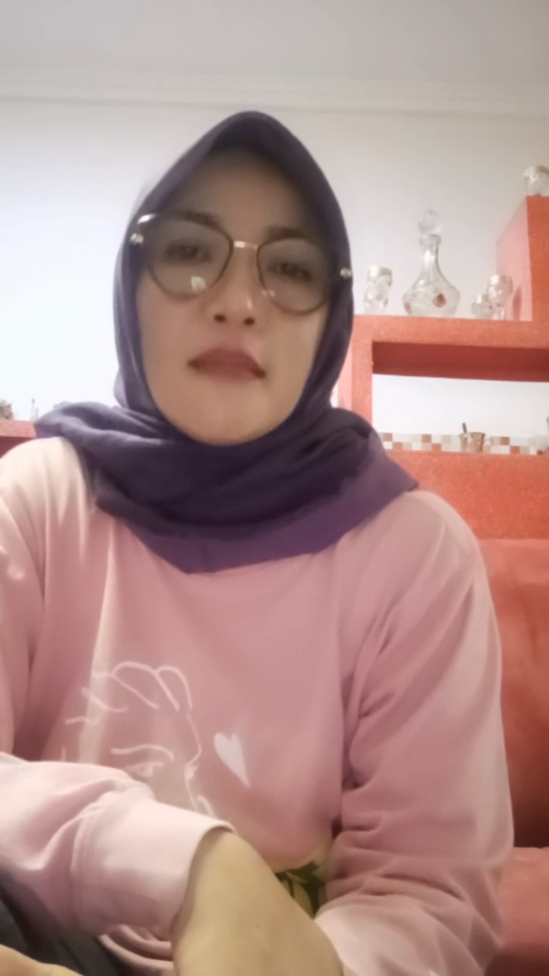 Seorang Pempuan Menyuarakan Kecewa Terhadap Kinerja Oknum Biro Wasidik Bareskrim Polri