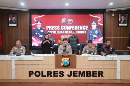 Polres Jember Bongkar Jaringan Narkotika Antar Pulau 885 Gram Sabu dan