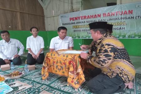 Program TJSL Perhutani Kendal Sasar Renovasi Mushola At Taqwa Dukuh Si
