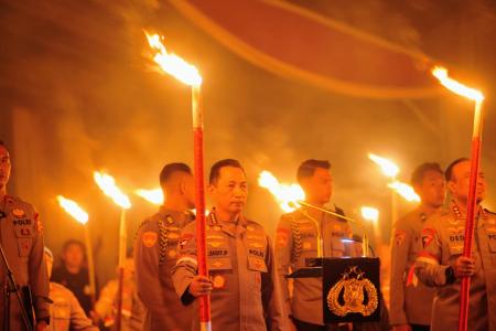 Kapolri Pimpin Renungan NilaiNilai Ksatria Bhayangkara  Komitmen Moral