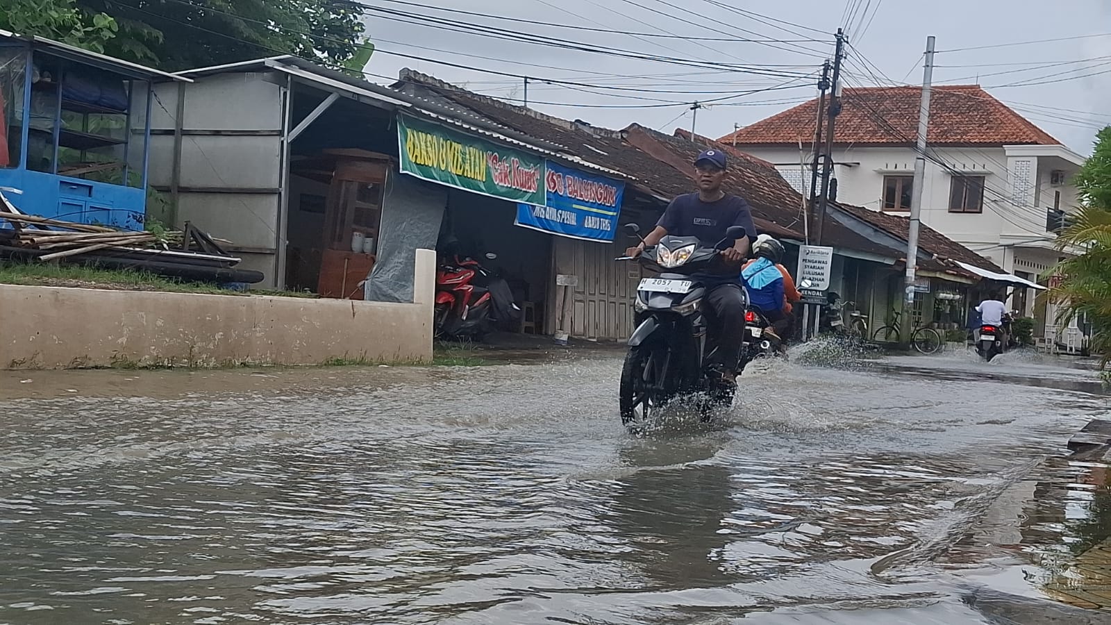 Musim Hujan Baru Dimulai, Banjir Kembali Menggenangi Kendal