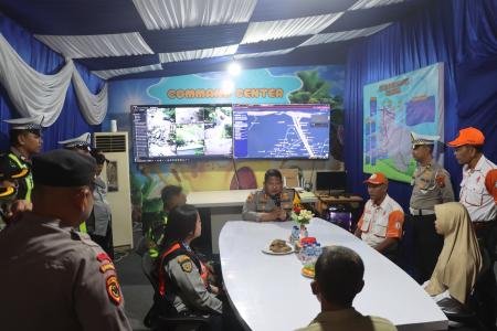 KAPOLRES PASURUAN KUNJUNGI POS PAM