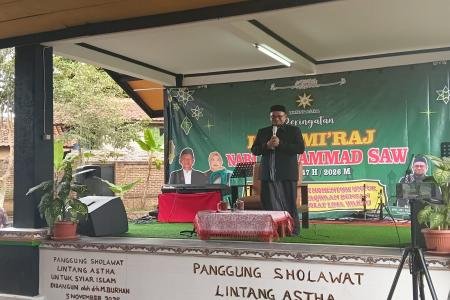 MASJID AGUNG LINTANG ASTHA ADAKAN 