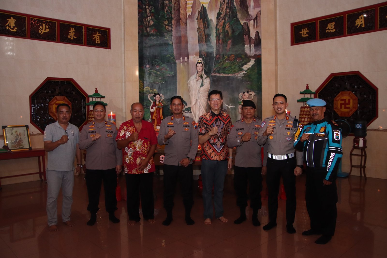 Jaga Toleransi dan Kondusivitas, Kapolres Sumenep Hadiri dan Amankan Ibadah Imlek 2026