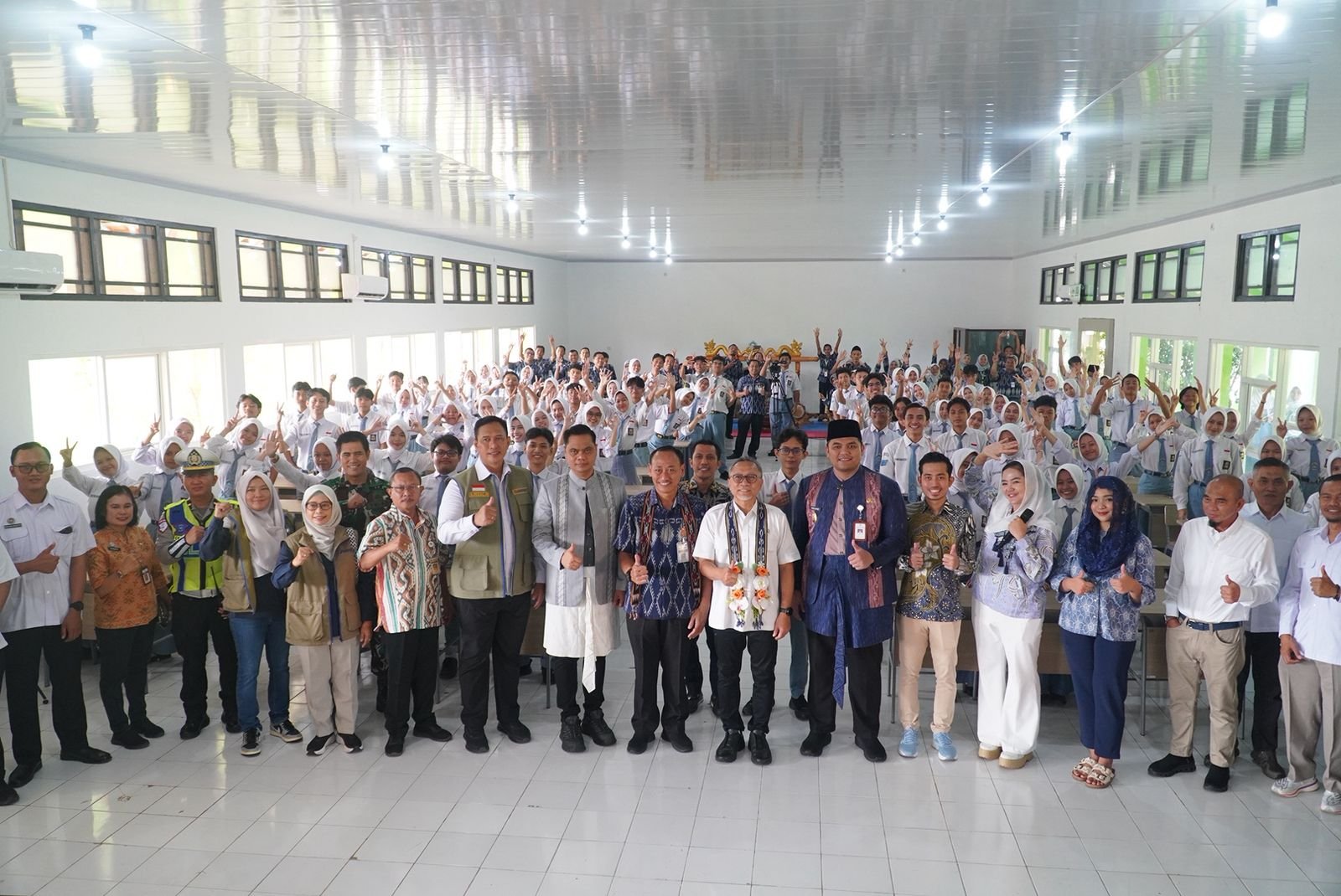 Menko Pangan Pastikan MBG Sudah Berjalan Sesuai Standar, Madrasah Masih Perlu Digenjot