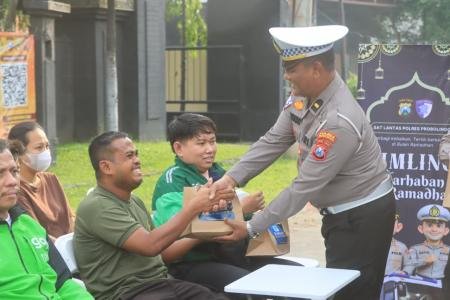 Cepat Dekat Bersahabat  Polres Proboli