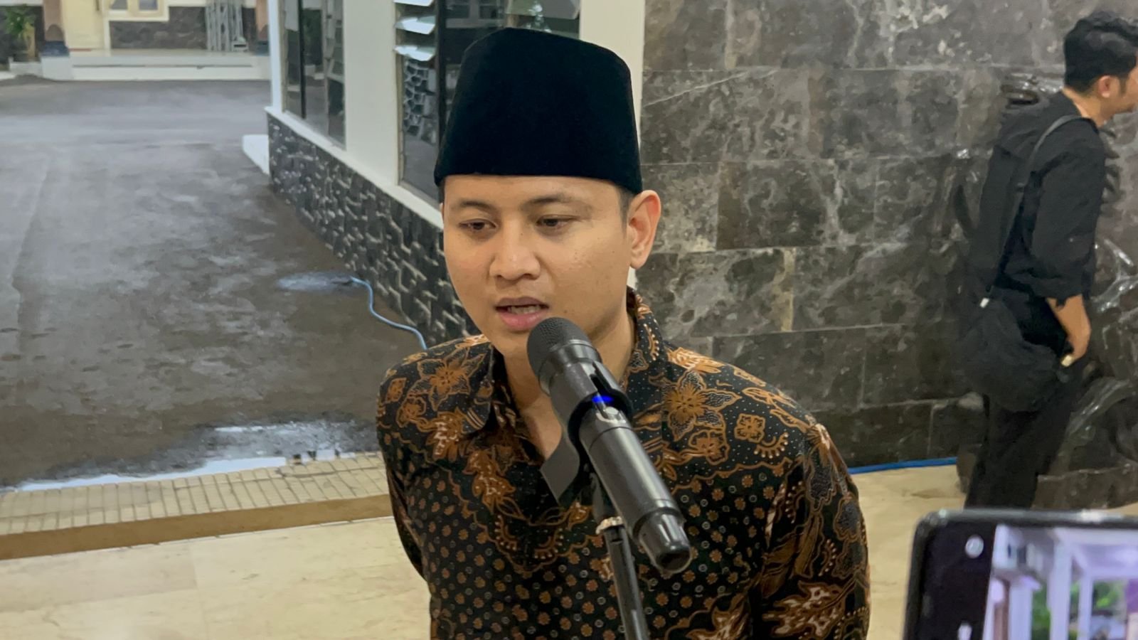 STRATEGI BUPATI TRENGGALEK, FASILITASI WARGA BPJS KESEHATAN NON AKTIF: UTAMAKAN PENYAKIT KRONIS