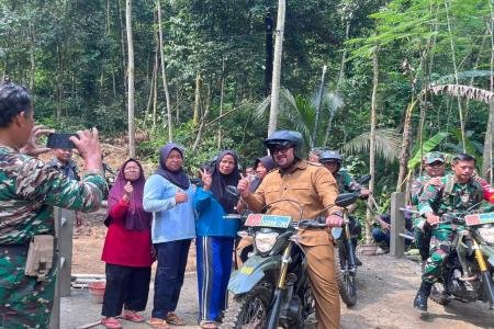 Senyum Warga Krangean Sambut Kedatangan Wakil Bupati dan Tim Wasev TMM