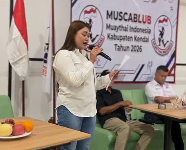 Suprihatiningsih Dikukuhkan Jadi Ketua Muaythai Kendal, Misi Besar Bawa Atlet Tembus Level Nasional 