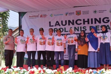 PERKUAT PENGENDALIAN PENYAKIT TIDAK MENULAR BUPATI LAUNCHING TIGA INOV