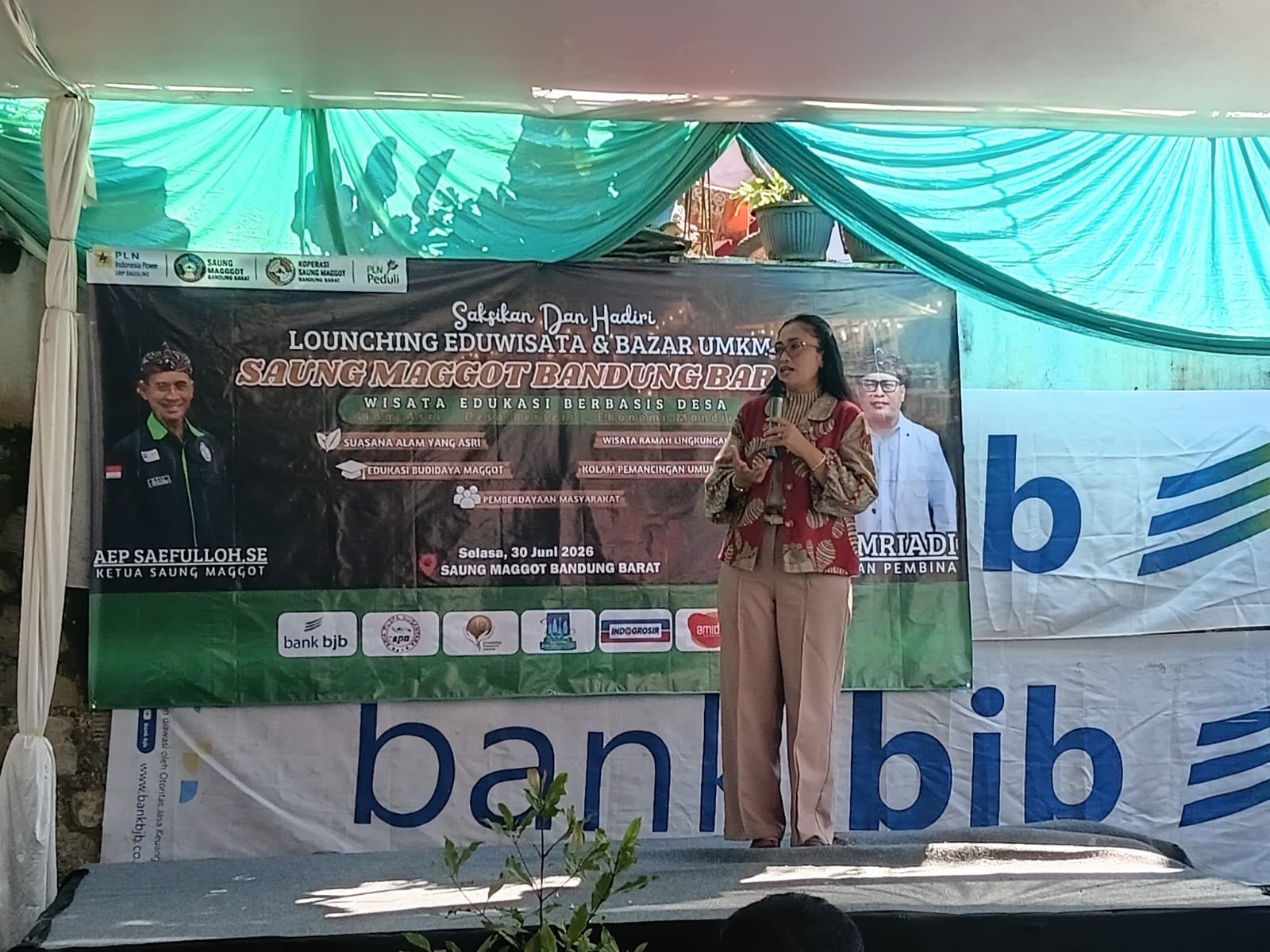 Bupati Bandung Barat Dukung Penuh PLN Indonesia Power Bersihkan Waduk Saguling dari Eceng Gondok   