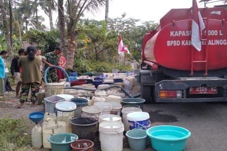Sinergi TNI dan BPBD Salurkan 