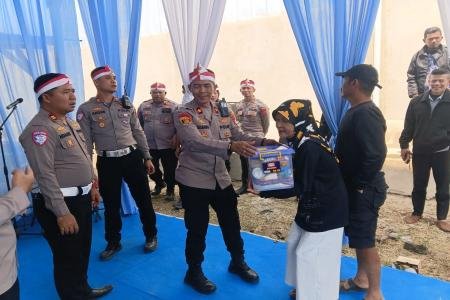 Peresmian Jembatan Merah Putih di Desa