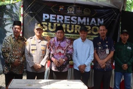 HADAPI KEMARAU, KETUA  DPRD  DAN K
