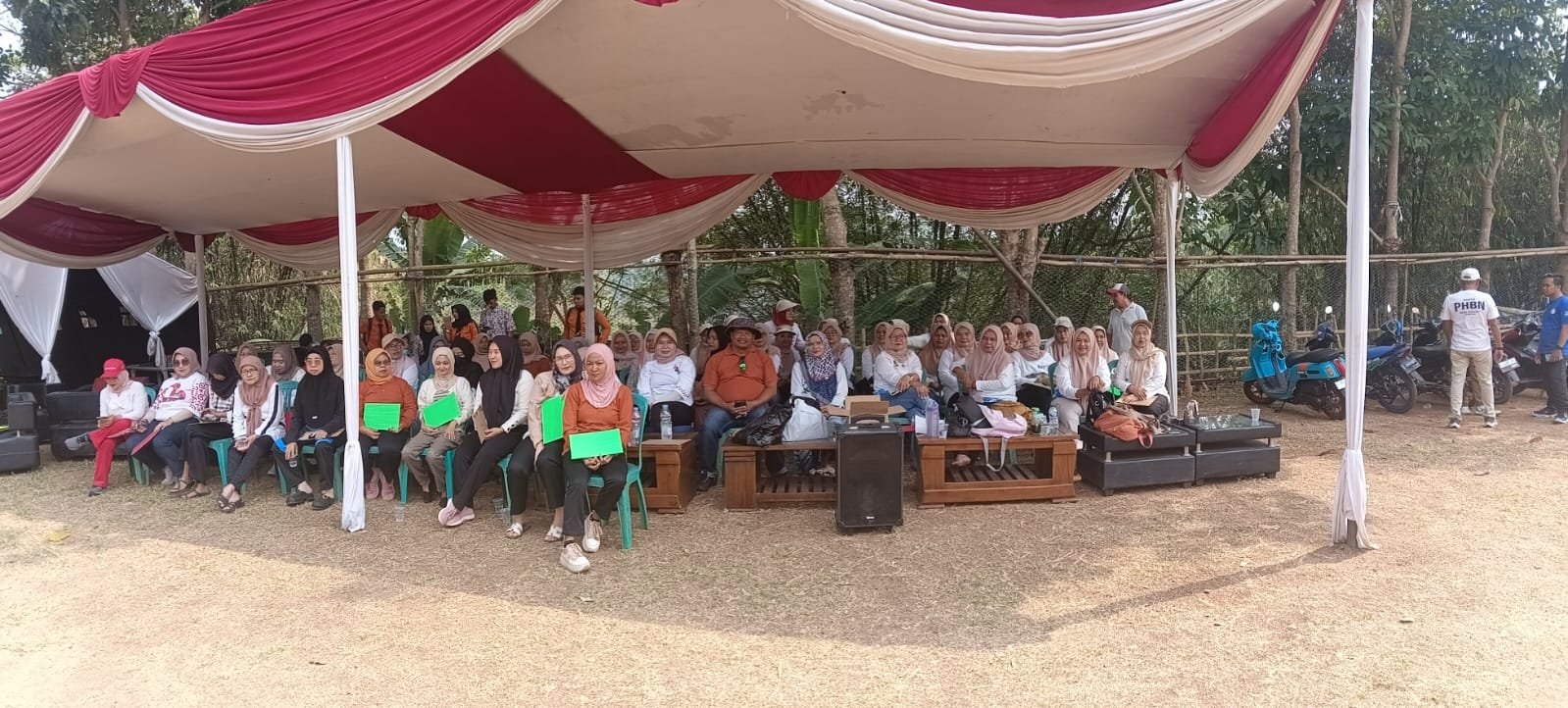Milangkala ke-137 Desa Cipatat , Puncak Acara Tampilkan Gelar Seni Budaya dan Tabligh Akbar