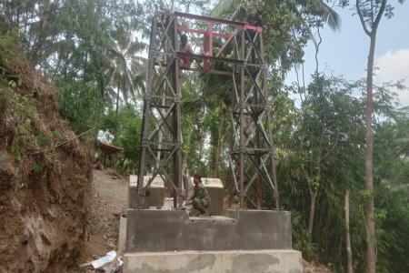 Tiang Pylon Jembatan Perintis 