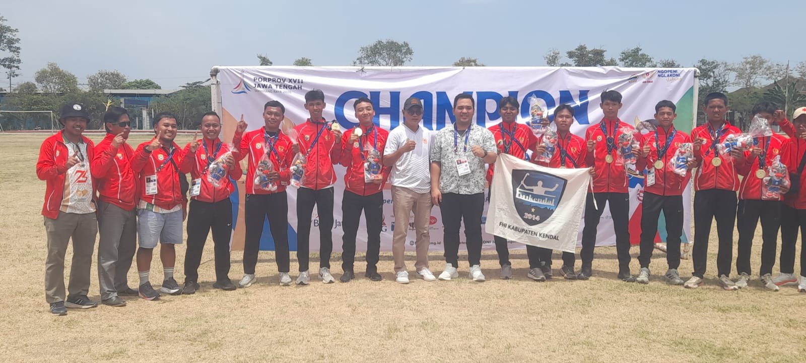Hoki Putra- Putri Kompak Sabet Emas! Kontingen Kendal Sementara Kumpulkan 21 Medali Porprov Jateng