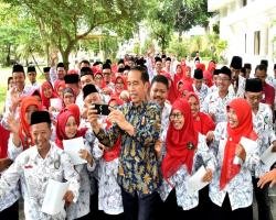 Saat Presiden Minta Guru PGSI Blak-Blakan Masalah Birokrasi