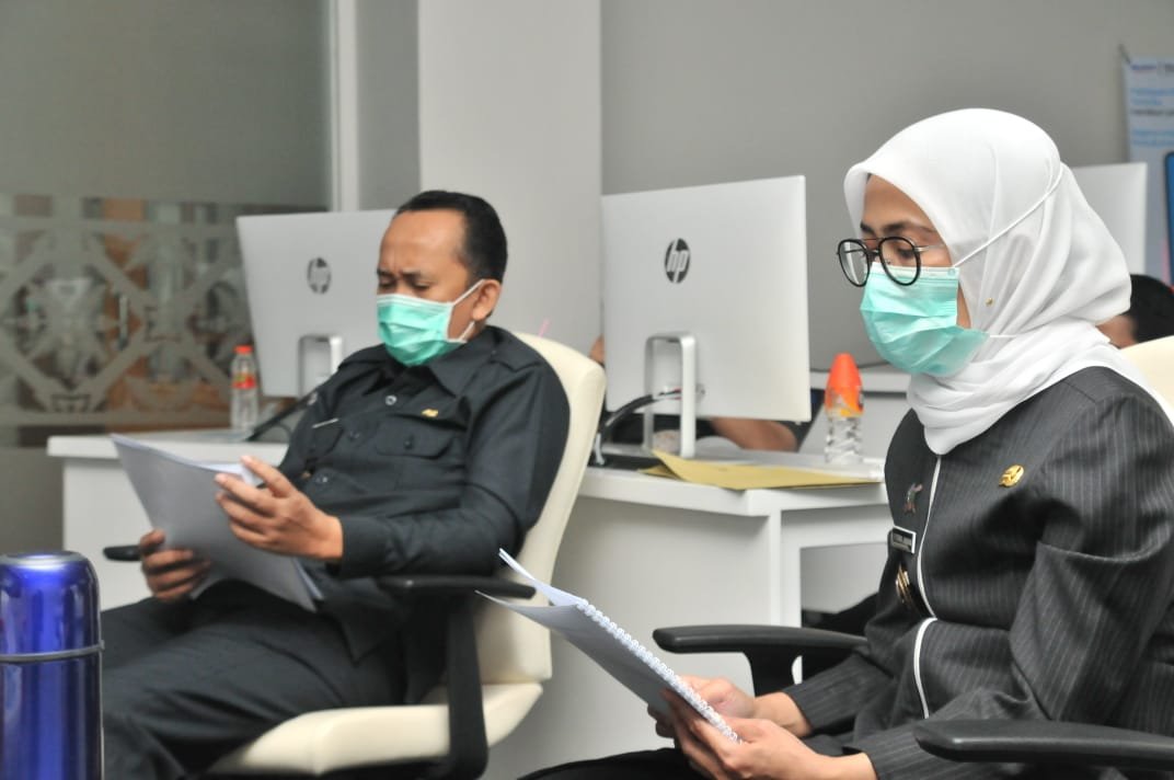 Rapat Paripurna Terkait Nota Penjelasan Bupati Lebak Terhadap Tiga Raperda 