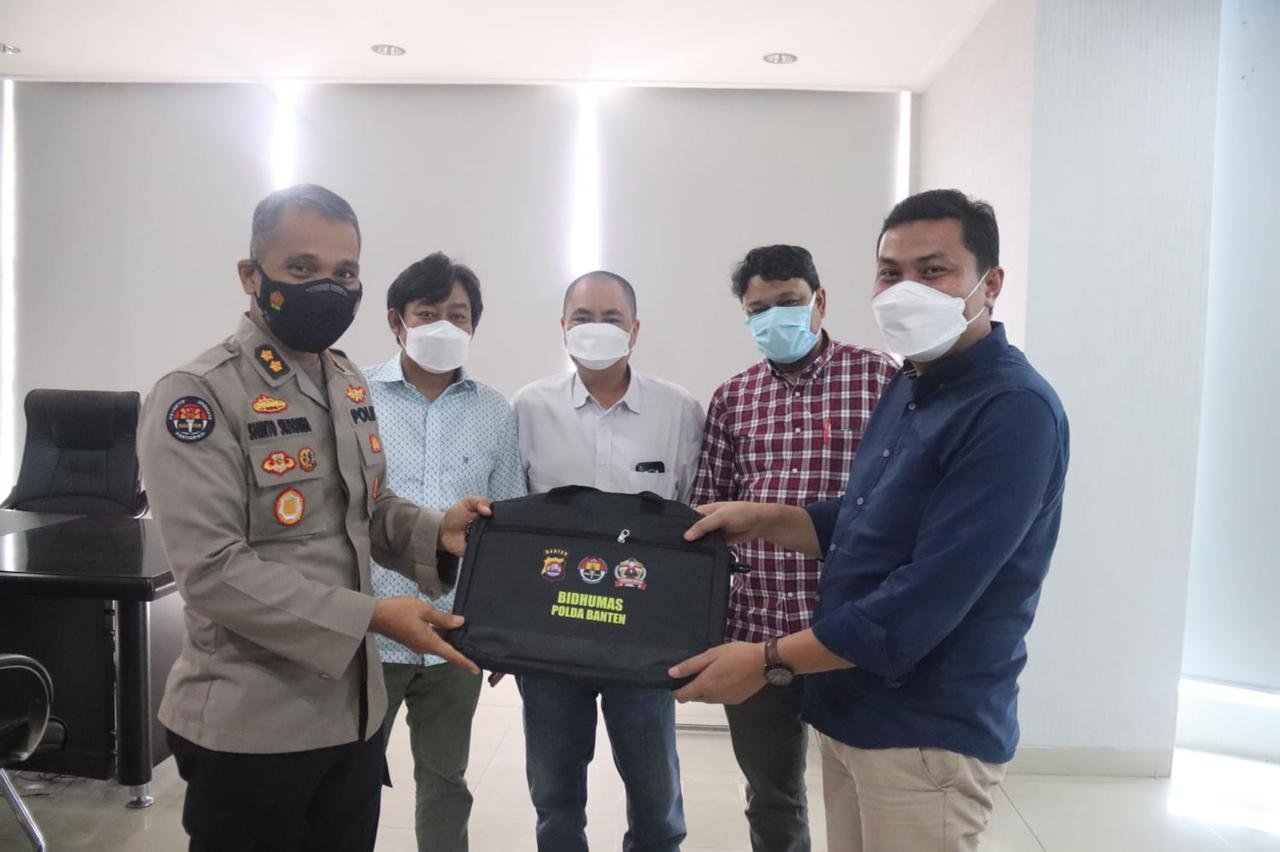 Tingkatan Sinergitas dengan Media, Kabid Humas Polda Banten Kunjungi Kantor Radar Banten