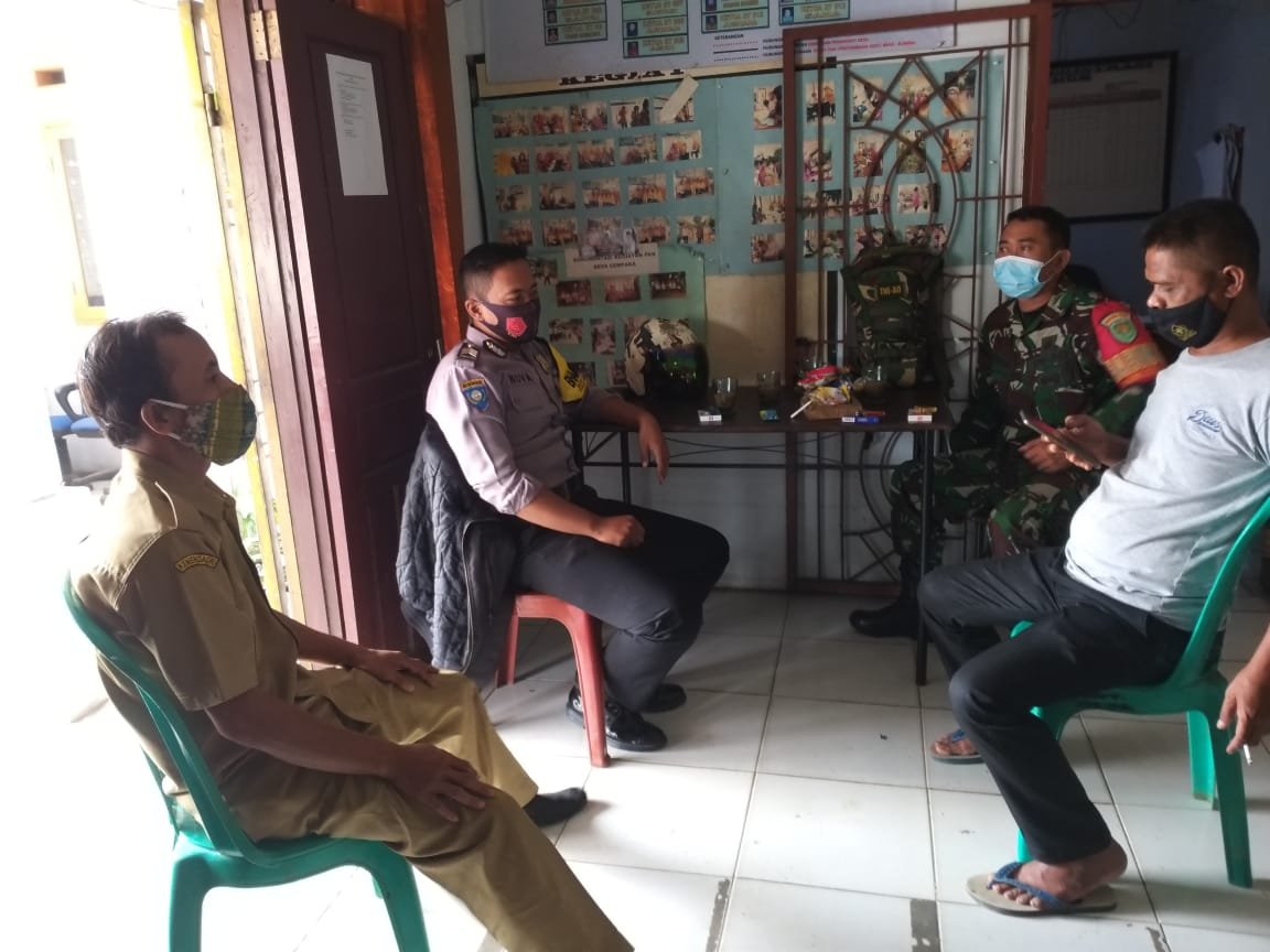 Yuk Ngopi Wae, Bhabinkamtibmas Polsek Warunggunung Polres Lebak bersama Warga Kp. Pasir Bedil