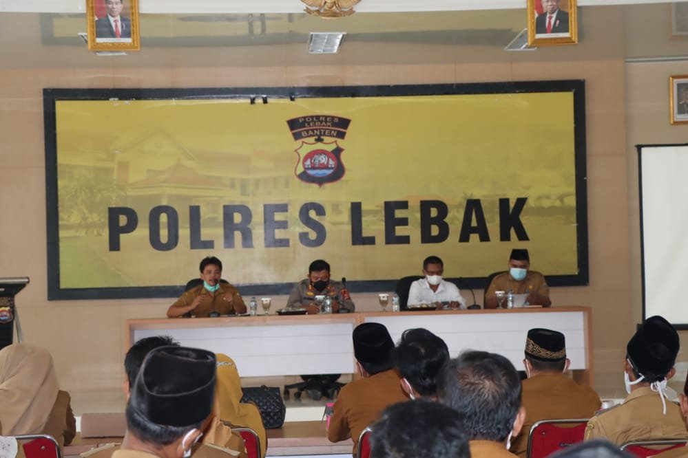 Polres Lebak bekerjasama Dinsos Lebak Berikan Arahan dan Sosialisasi Program Sembako 