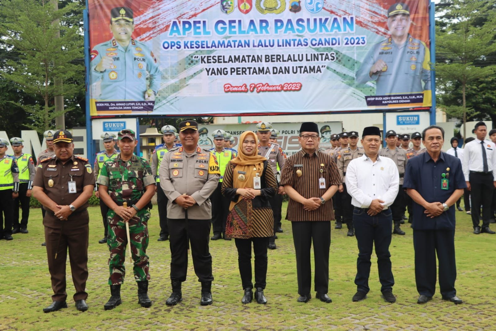 JELANG  ROMADHON POLRES DEMAK GELAR  OPRASI KESEHATAN  LALULINTAS CANDI 2023 