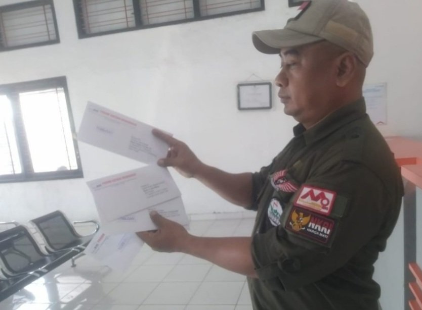 KIRIM SURAT TERBUKA KEPADA PRESIDEN KETUA FORUM SAYUNG  MENGGUAT 