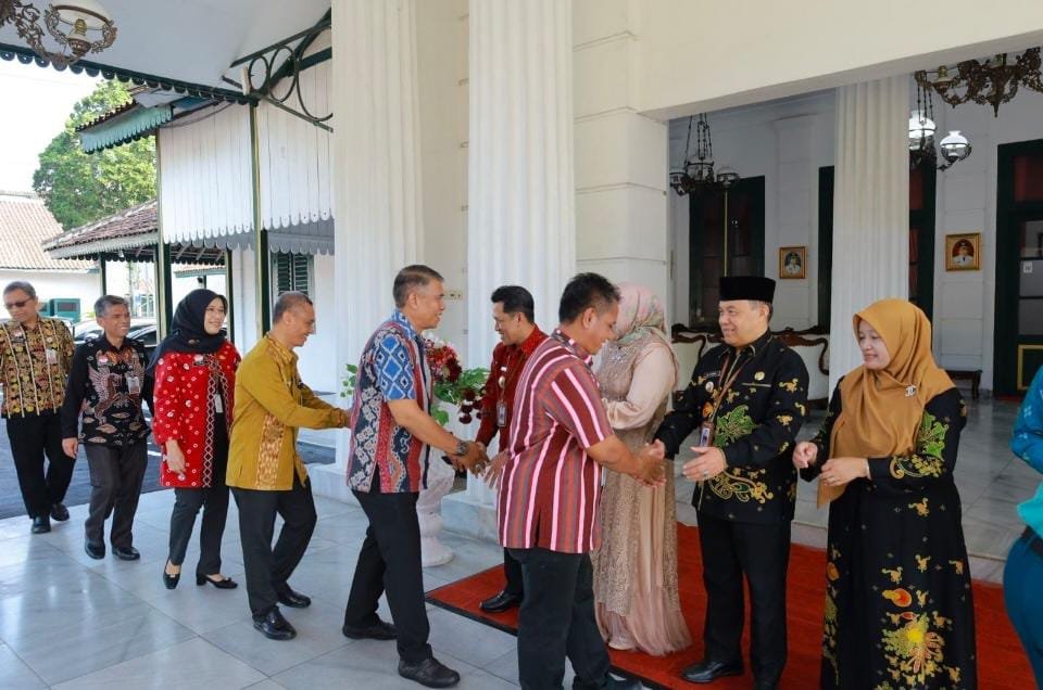 Rayakan Idul Fitri, Pemkab Gelar Apel Bersama dan Halal Bi Halal
