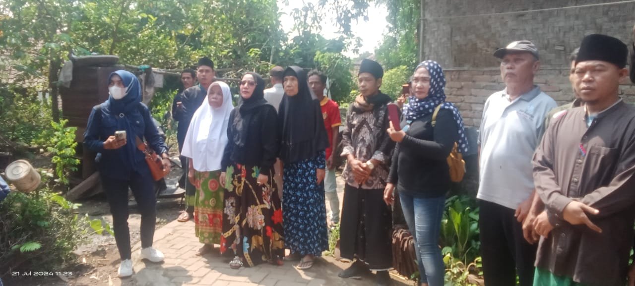Ratu Ageng Rekawati Bakal Calon Gubenur Banten 2024-2029. Resmikan Rumah Warga Kp. Luwuk Desa Mekrja
