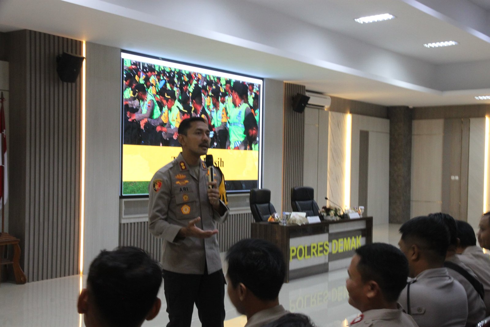 KAPOLRES DEMAK JELANG  PILKADA TNI POLRI HARUS SOLID 