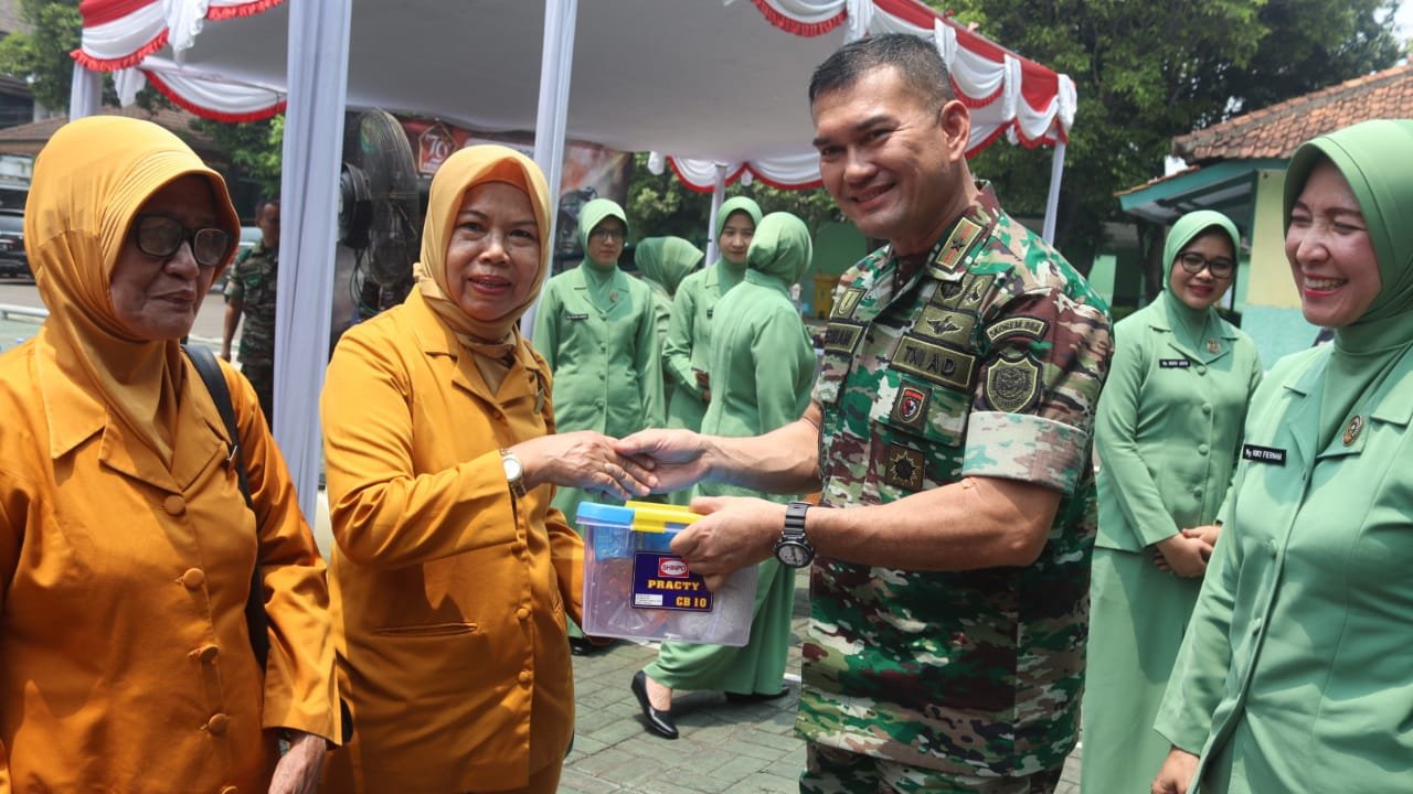 Kodim 0623-Cilegon Menggelar Bakti Kesehatan Donor Darah dan Pemberian Paket Sembako Dalam Rangka HU