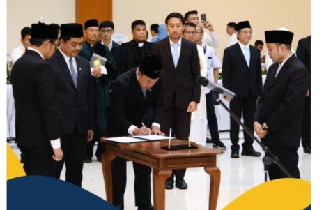Menteri Nusron Jadi Saksi Pelantikan Pejabat Generasi Pertama di Kantor Komunikasi Kepresidenan