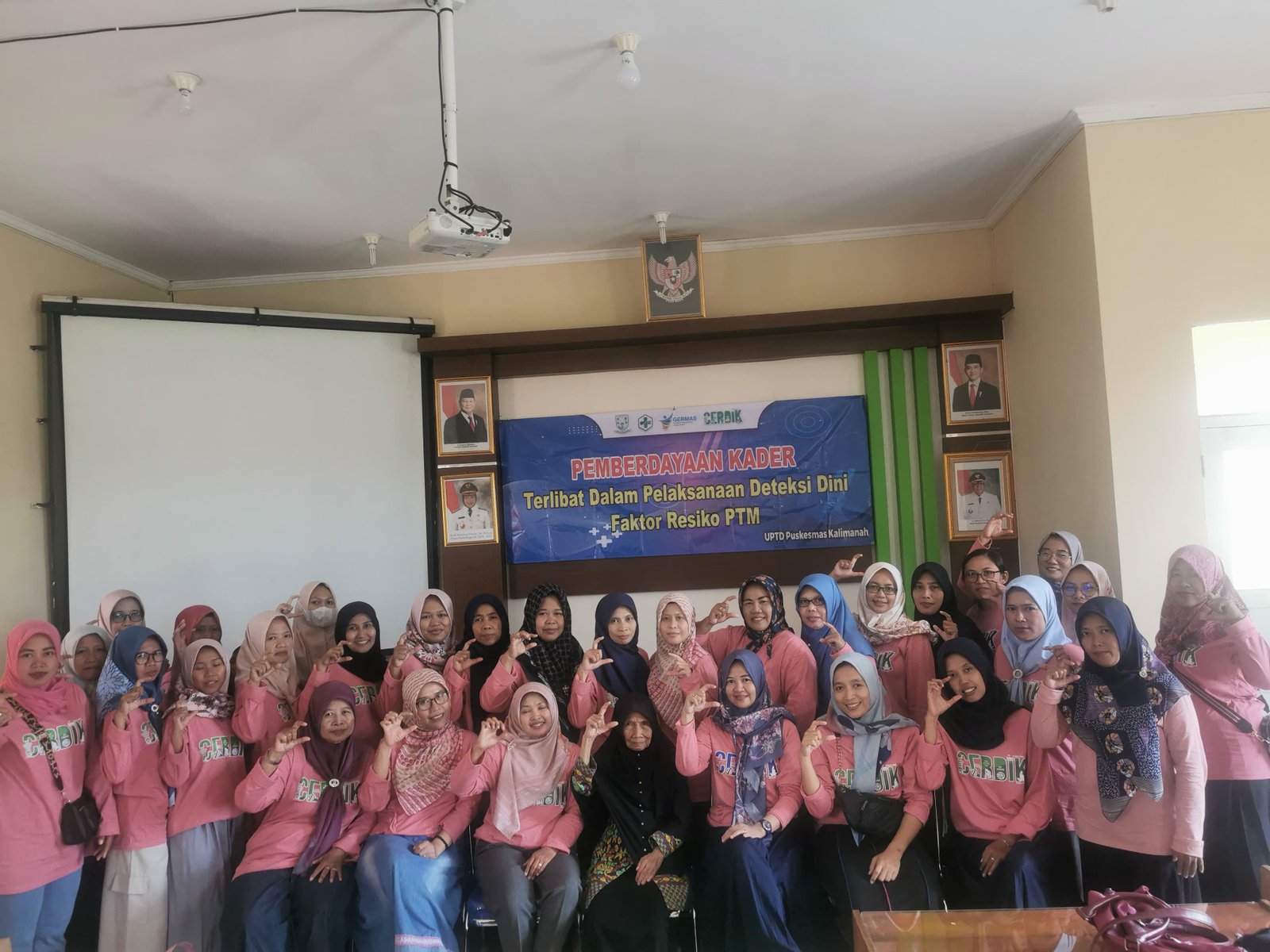 Puskesmas Kalimanah menjadi peringkat 1 sekabupaten  Purbalingga dalam pelaporan hasil screening PTM