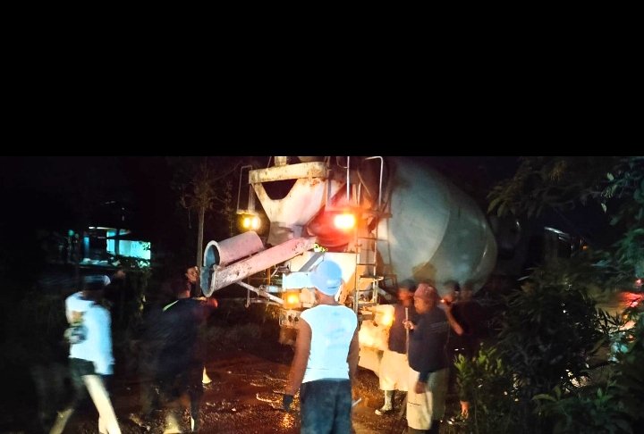 CV Fara Mukti Perkasa Tunjukkan Tanggung Jawab dengan Perbaiki Jalan Rusak