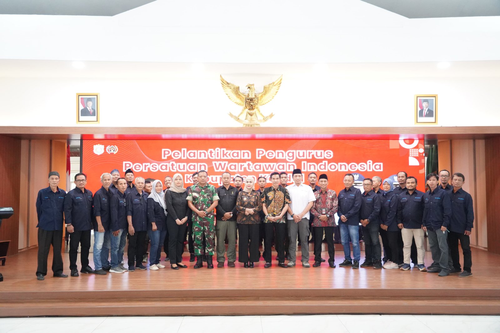 Pelantikan PWI, Bupati Kendal Ajak PWI Bersinergi Membangun Daerah