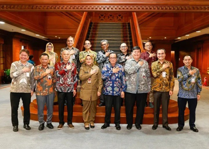 Kepala BPKAD Provinsi Banten Hadiri Pertemuan Strategis Penguatan Perbankan Daerah