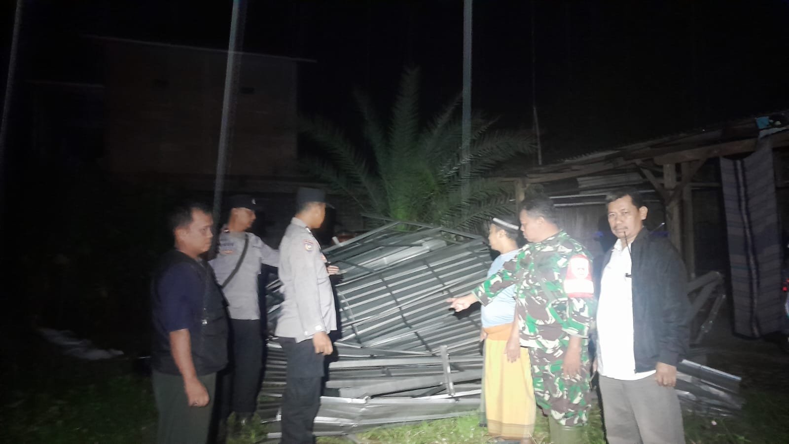 Angin Kencang Terjang Desa Surodadi Gringsing, 11 Rumah Warga Rusak