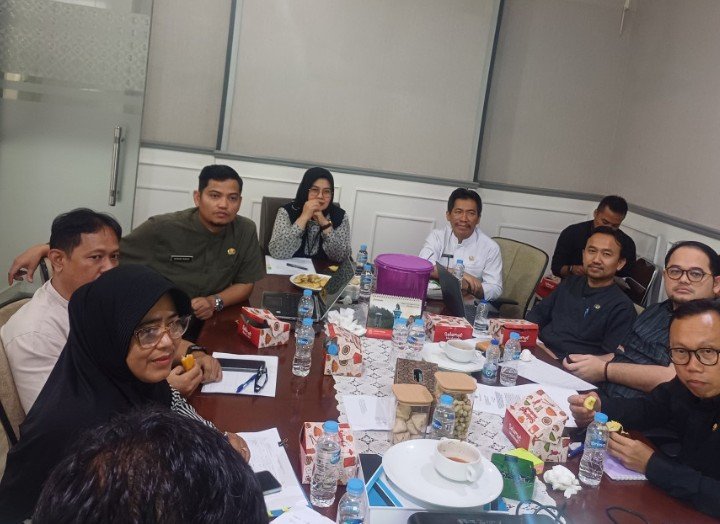 BPKAD Provinsi Banten Gelar Rapat Evaluasi Capaian Kinerja SAKIP  Bulan Juni 2025