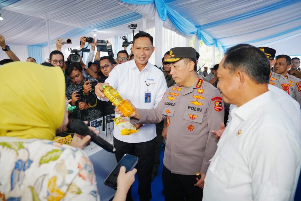 Kapolri Luncurkan Gerakan Pangan Murah, Instruksikan Antisipasi Penimbunan
