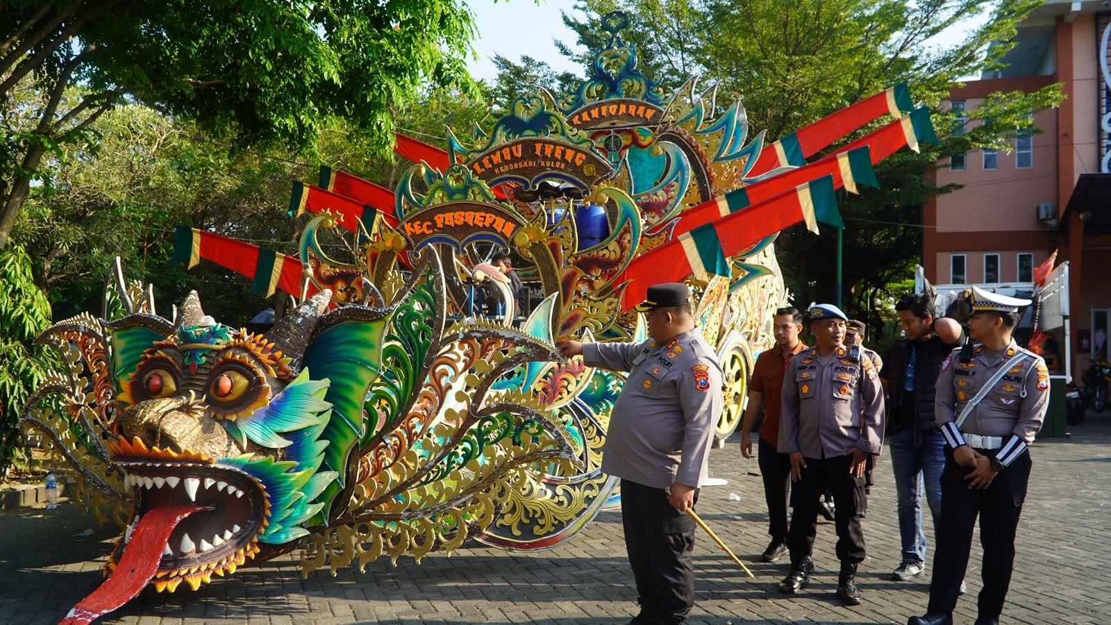 Bangil Carnival 2025 Berjalan Lancar, Kapolres Pasuruan Apresiasi Kerja Anggota