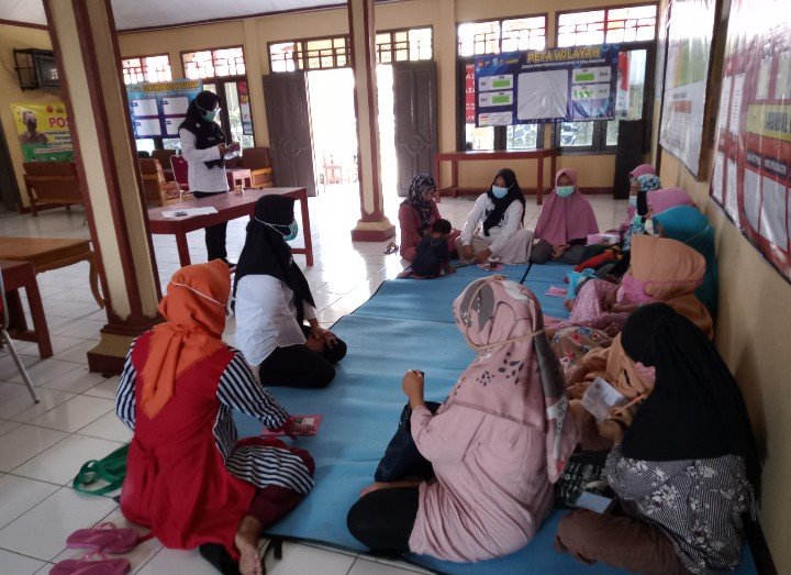 Pemerintah Desa Danasari Dukung Kesehatan Masyarakat Lewat Kegiatan Rutin Posyandu