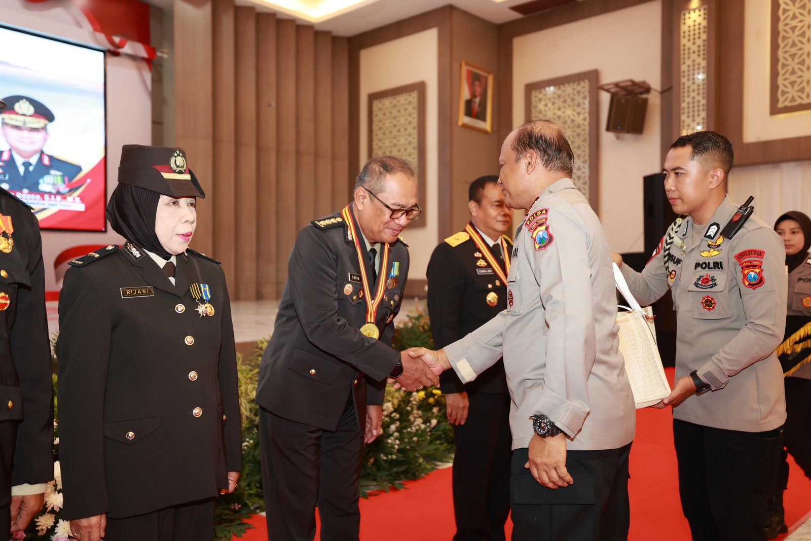 Kapolda Jatim Pimpin Purnabakti, 143 Personel Akhiri Masa Pengabdian