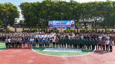 Sinergi Buruh dan Polri, Kapolres Sumenep Kobarkan Semangat Persatuan di Apel Akbar Kebangsaan