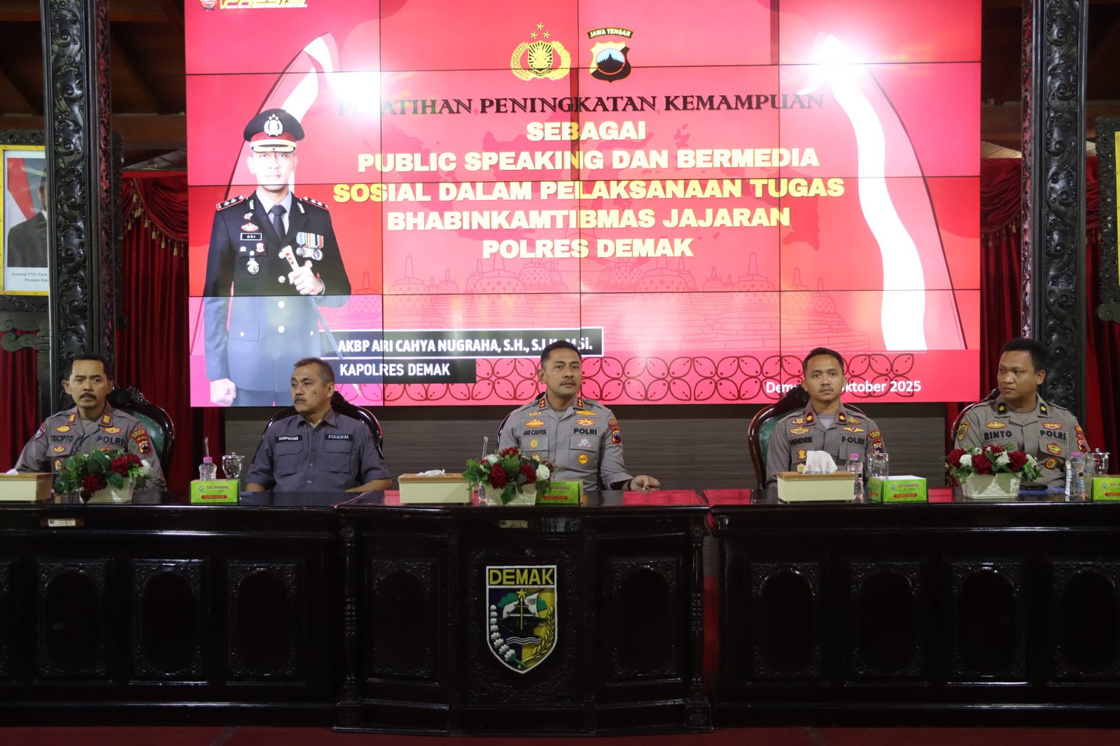  Kapolres Demak Dorong Bhabinkamtibmas Kuasai Public Speaking dan Dunia Digital